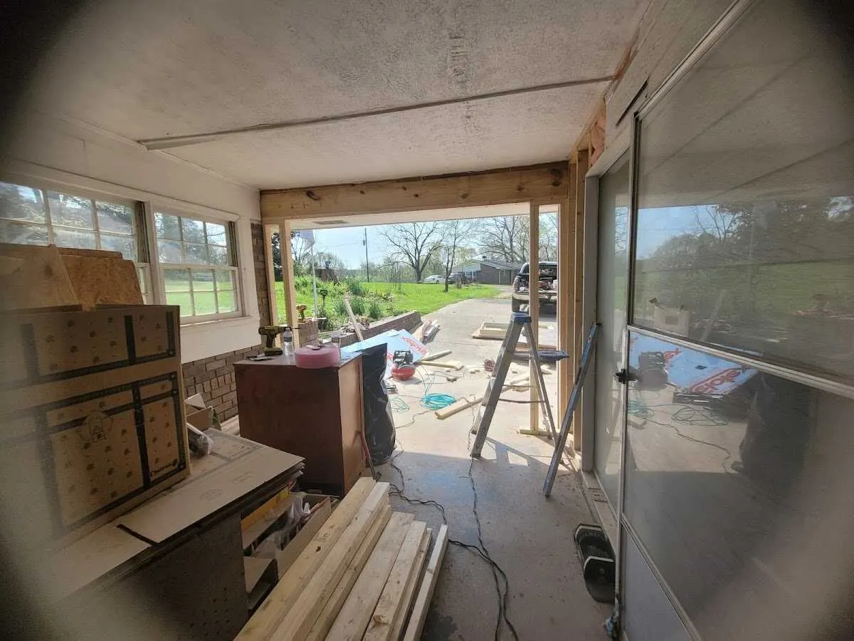 Air movers and dehumidifier for Drying & Dehumidification in Alton